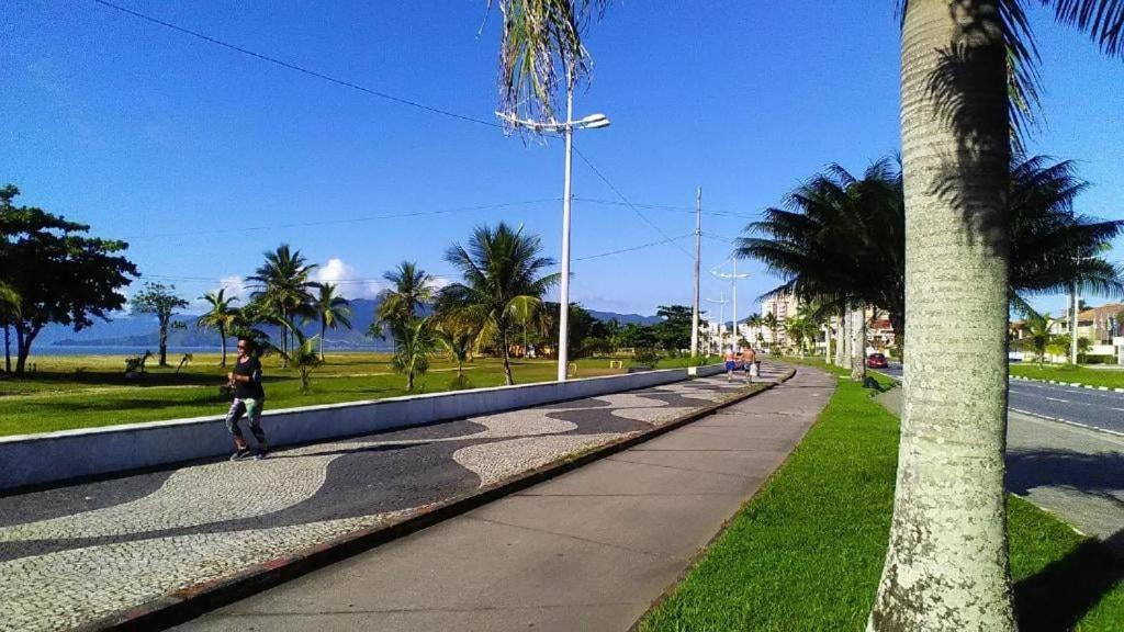 カラグァタトゥバ Casa Inteira Cravada Entre Os Principais Pontos Turisticosヴィラ エクステリア 写真